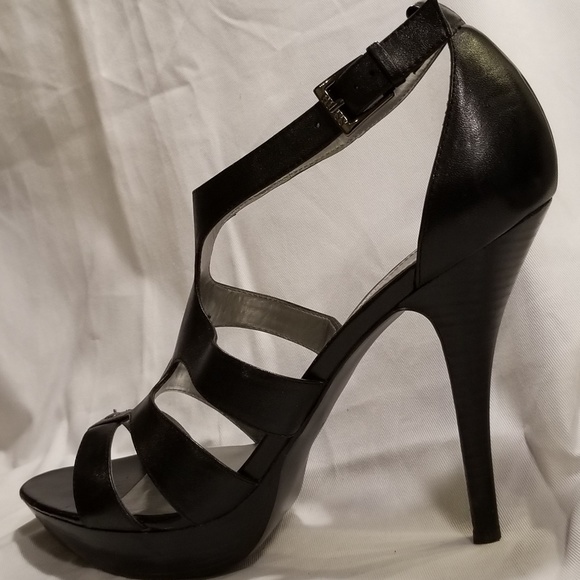 guess stilettos